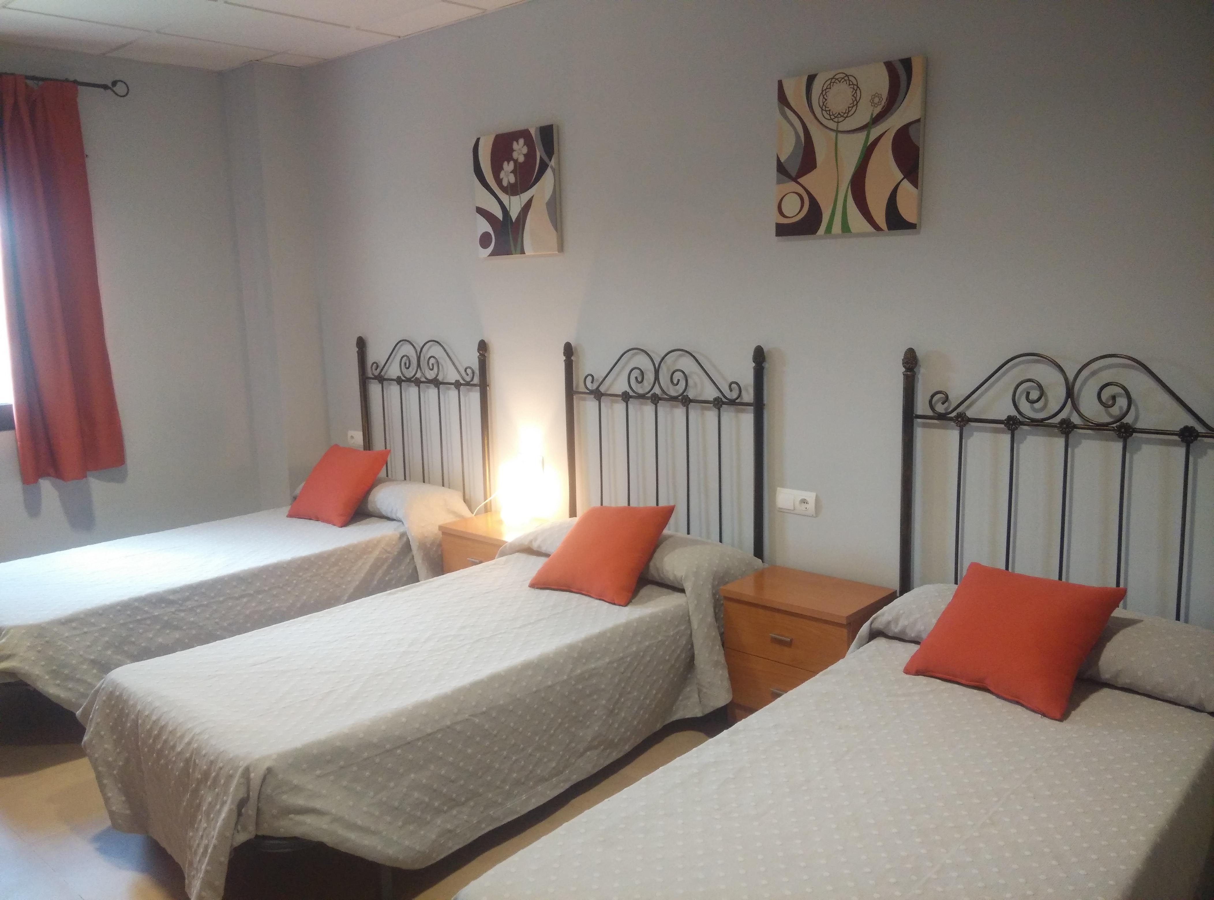 אלורה Hostal La Molina מראה חיצוני תמונה