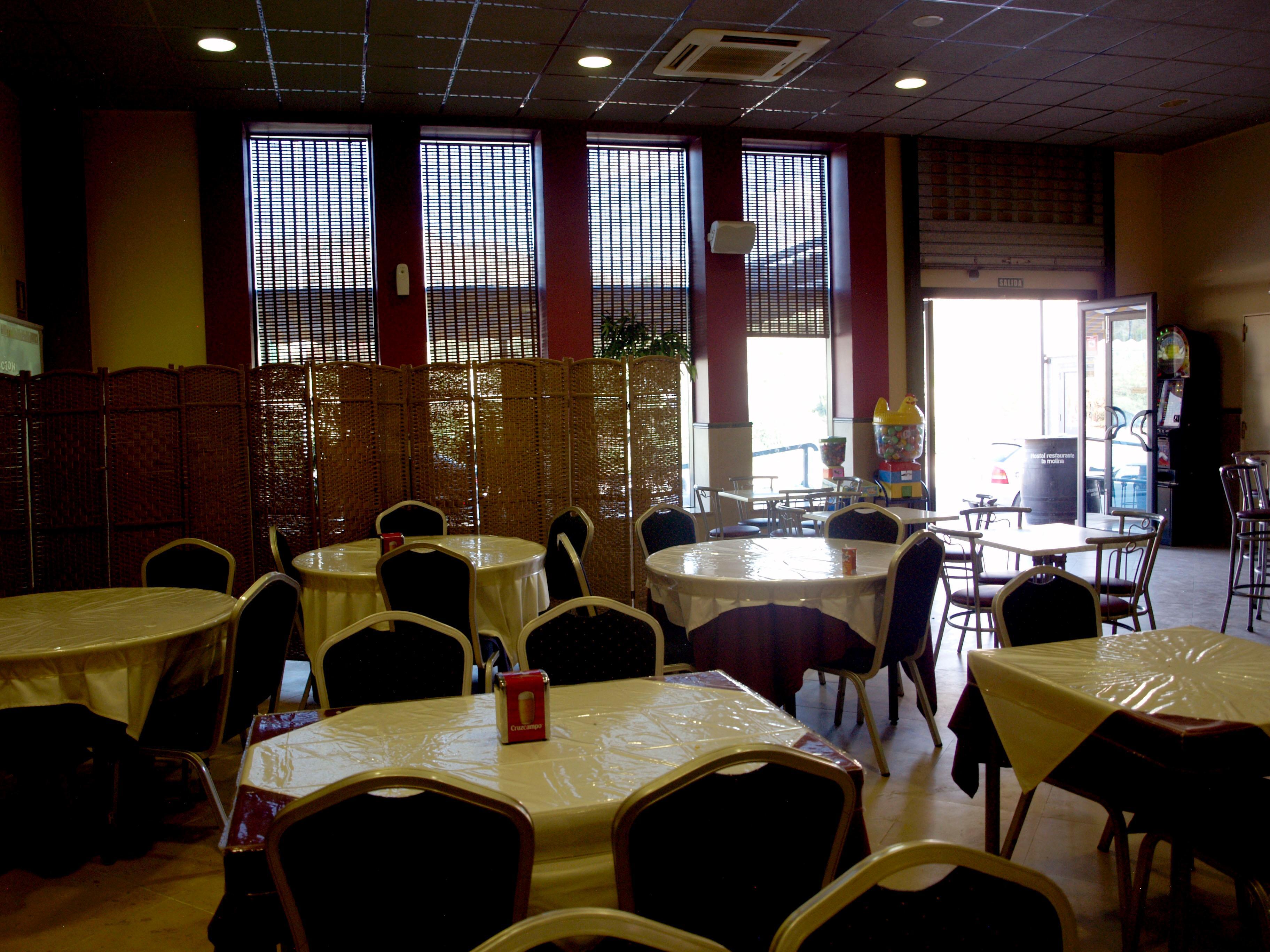 אלורה Hostal La Molina מראה חיצוני תמונה
